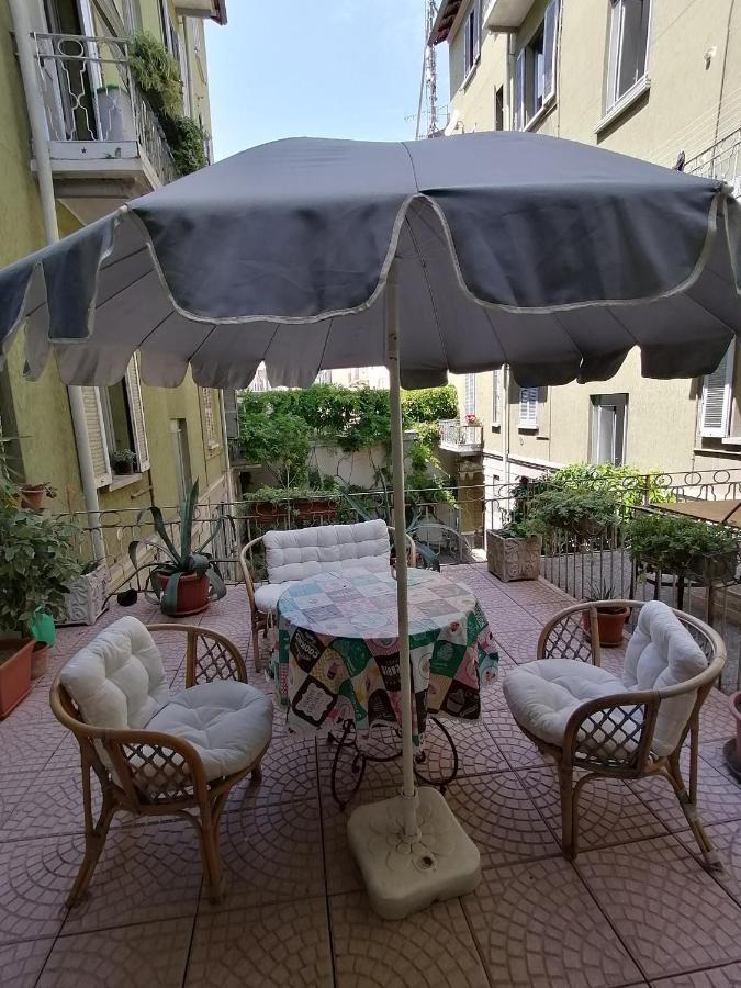 Isola Bi Bed & Breakfast Milan Bagian luar foto