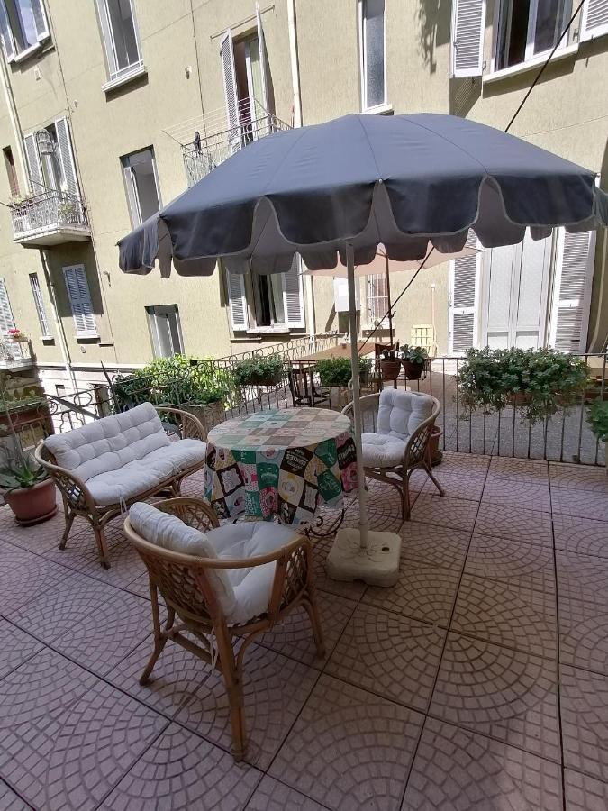 Isola Bi Bed & Breakfast Milan Bagian luar foto
