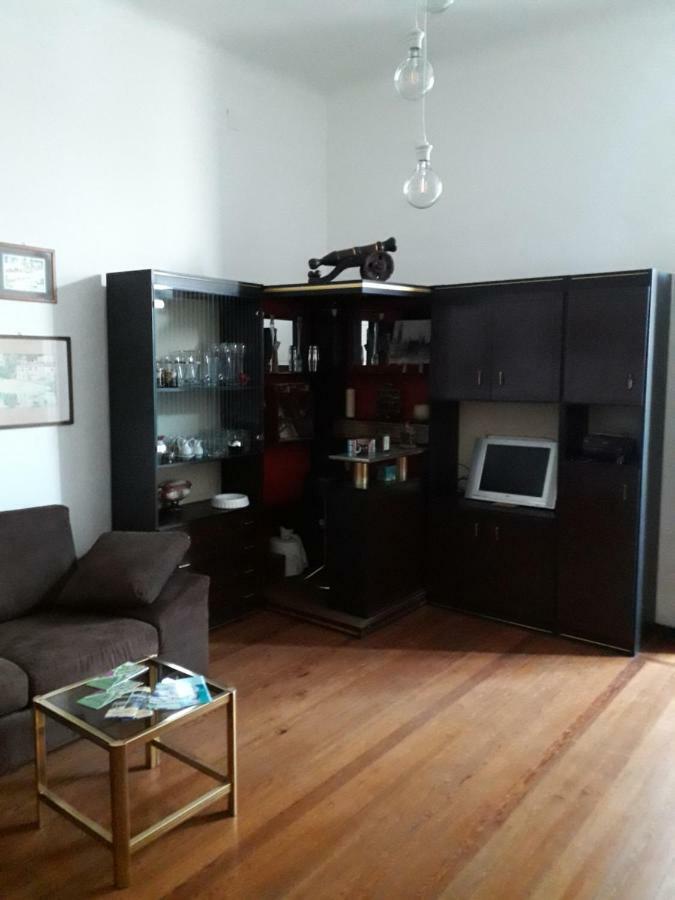 Isola Bi Bed & Breakfast Milan Bagian luar foto